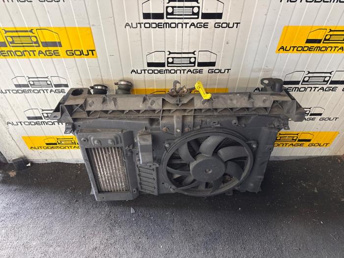 Begagnade Front Peugeot Partner (GC/GF/GG/GJ/GK) 1.6 HDI 90 16V Pris € 69,99 Marginaltabell erbjuds av Autodemontage Gout