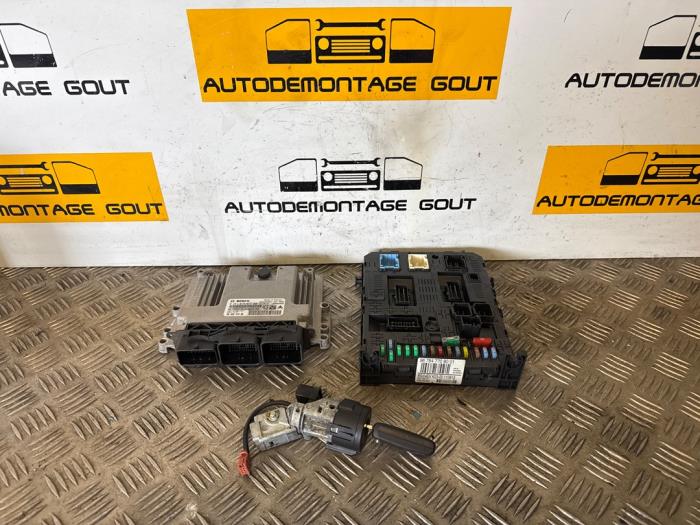 Used Ignition lock + computer Peugeot Partner (GC/GF/GG/GJ/GK) 1.6 HDI, BlueHDI 75 Price € 95,00 Margin scheme offered by Autodemontage Gout