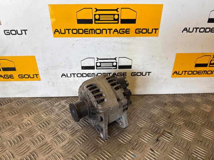 Usagé Dynamo Renault Trafic (1FL/2FL/3FL/4FL) 1.6 dCi 90 Prix € 39,99 Règlement à la marge proposé par Autodemontage Gout