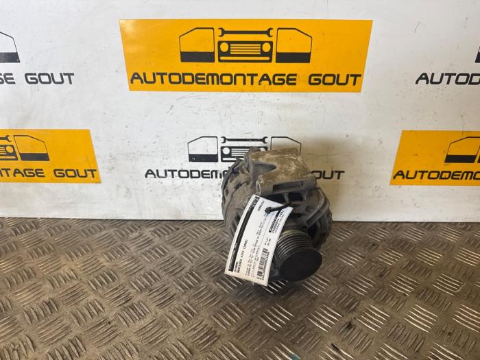 Begagnade Dynamo Mercedes Vito (639.6) 2.2 111 CDI 16V Pris € 49,99 Marginaltabell erbjuds av Autodemontage Gout