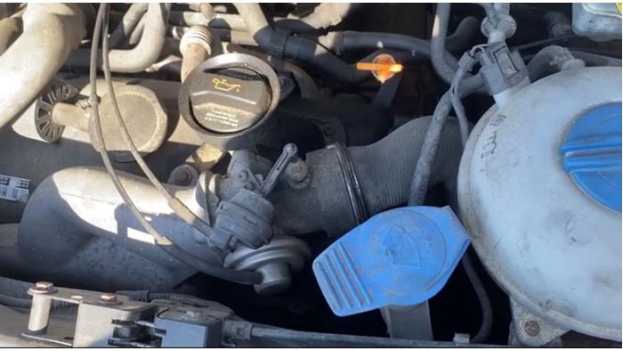 Motor Volkswagen Transporter T5, 2003 / 2015 2.5 TDi 4Motion, Lieferwagen, Diesel, 2.460cc, 128kW (174pk), 4x4, AXE, 2004-07 / 2009-11, 7HA; 7HH (Gebraucht)