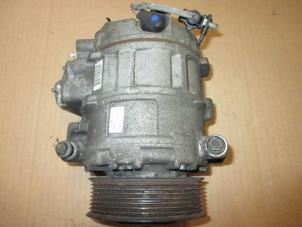 Używane Pompa klimatyzacji Landrover Discovery III (LAA/TAA) Cena na żądanie oferowane przez Garage Callant