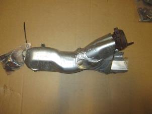 Used Exhaust manifold Jaguar F-type 3.0 S V6 24V Price on request offered by Garage Callant