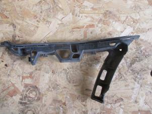 Used Rear bumper bracket, right Landrover Range Rover Sport (LS) Price on request offered by Garage Callant