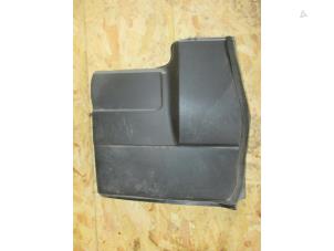 Used Battery cover Landrover Range Rover Sport (LS) Price on request offered by Garage Callant