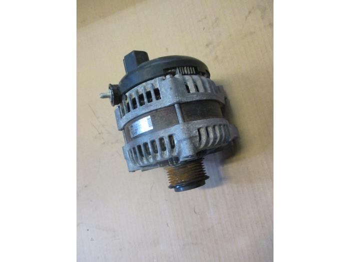 Begagnade Dynamo Landrover Range Rover Evoque (LVJ/LVS) Pris € 121,00 Inklusive moms erbjuds av Garage Callant