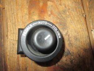 Used Steering wheel switch Jaguar XJ (X350) 8 3.5 V8 32V Price € 12,10 Inclusive VAT offered by Garage Callant