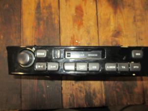 Used Radio/cassette player Jaguar XJ (X350) 8 3.5 V8 32V Price € 121,00 Inclusive VAT offered by Garage Callant