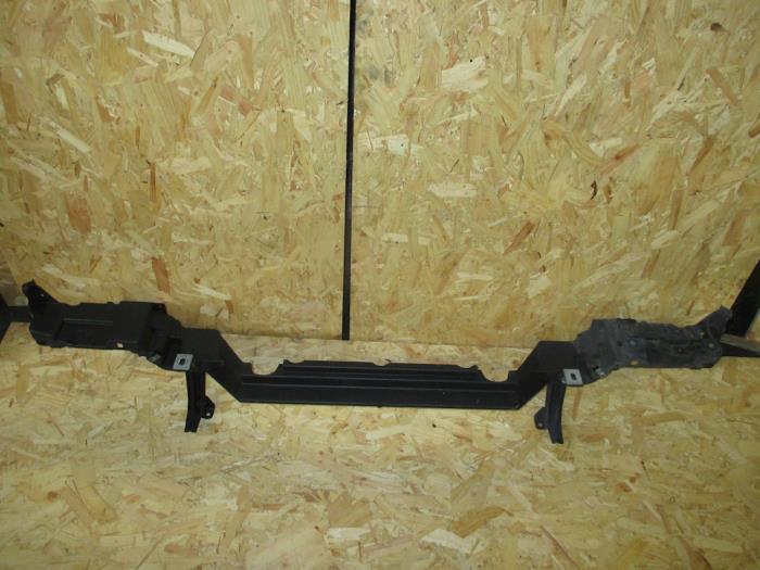 Begagnade Front Jaguar XJ (X350) 8 3.5 V8 32V Pris på förfrågan erbjuds av Garage Callant