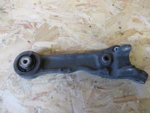 Used Front lower wishbone, right Jaguar XJ (X350) 8 3.5 V8 32V Price € 60,50 Inclusive VAT offered by Garage Callant