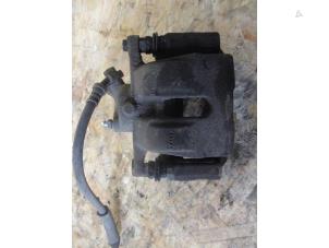 Used Rear brake calliper, left Landrover Discovery III (LAA/TAA) 2.7 TD V6 Price € 60,50 Inclusive VAT offered by Garage Callant