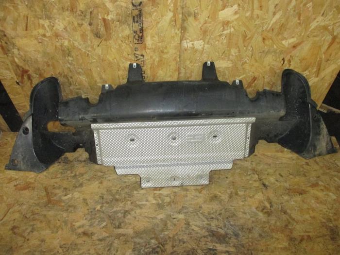 Exhaust heat shield Landrover Discovery Sport L550 LR137499