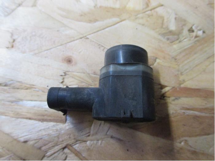 Usados Sensor PDC Landrover Range Rover Evoque (LVJ/LVS) 2.2 SD4 16V 5-drs. Precio € 30,25 IVA incluido ofrecido por Garage Callant