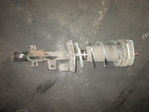 Used Rear shock absorber, right Landrover Range Rover Evoque (LVJ/LVS) 2.2 TD4 16V Coupe Price € 60,50 Inclusive VAT offered by Garage Callant