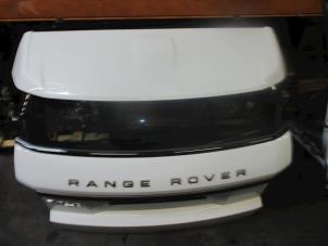 Usados Cubierta de maletero Landrover Range Rover Evoque (LVJ/LVS) 2.2 TD4 16V Coupe Precio € 719,95 IVA incluido ofrecido por Garage Callant