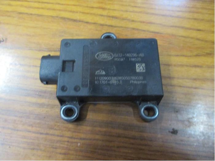 Begagnade Styrvinkelsensor Landrover Range Rover Evoque (LVJ/LVS) 2.2 TD4 16V Coupe Pris € 121,00 Inklusive moms erbjuds av Garage Callant