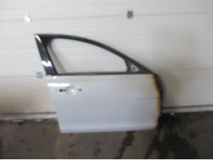 Gebrauchte Tür 4-türig rechts vorne Jaguar XF (X260) 2.0d 180 16V AWD Preis € 211,75 Mit Mehrwertsteuer angeboten von Garage Callant