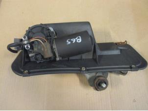 Used Wiper motor + mechanism Jaguar XJ8 (X308) Price € 90,75 Inclusive VAT offered by Garage Callant