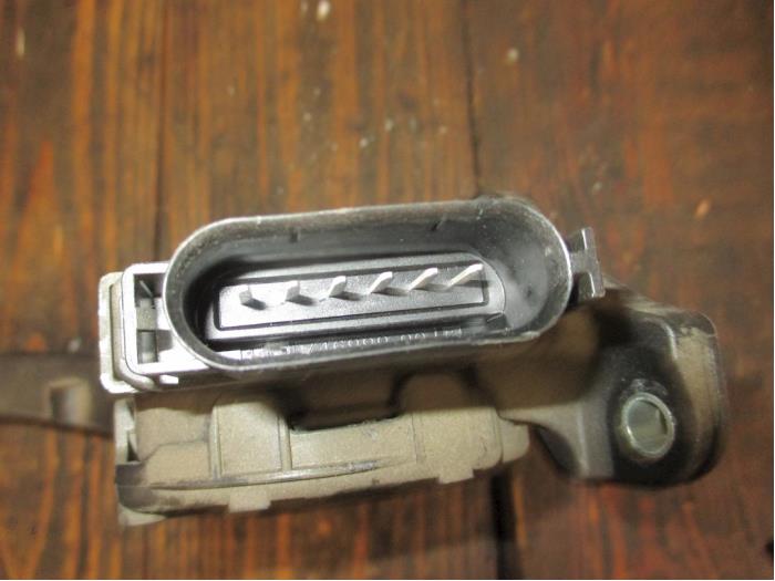 Accelerator pedal Landrover Freelander II 2.2 tD4 16V LR031900