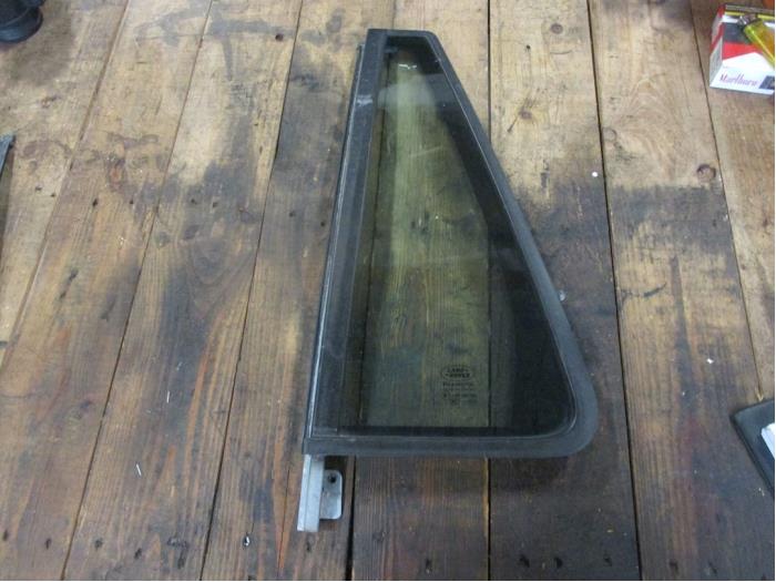 Freelander 2 Rear Rear Window Extra window 4-door, left Landrover Freelander II 2.2 tD4 16V - LR012230