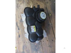 Used Expansion vessel Jaguar XF (X260) Price € 30,25 Inclusive VAT offered by Garage Callant