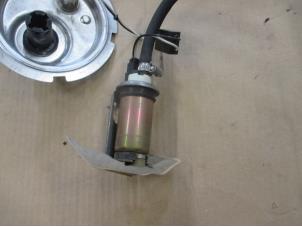 Used Electric fuel pump Jaguar XJ8 (X308) Price € 60,50 Inclusive VAT offered by Garage Callant