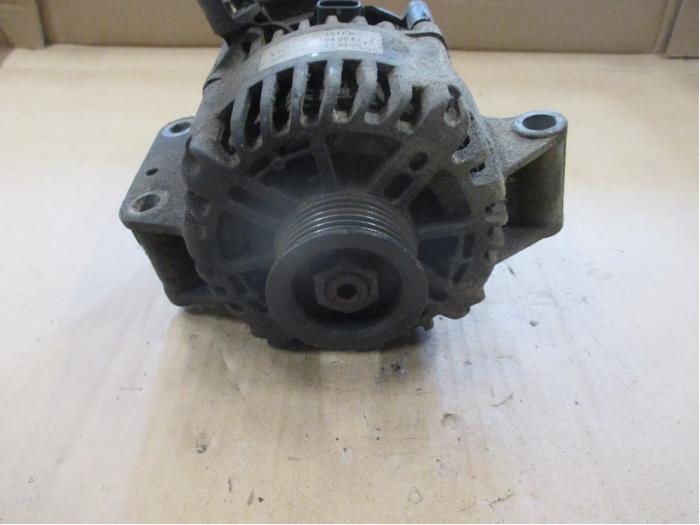 Begagnade Dynamo Jaguar X-type 2.0 D 16V Pris € 42,35 Inklusive moms erbjuds av Garage Callant