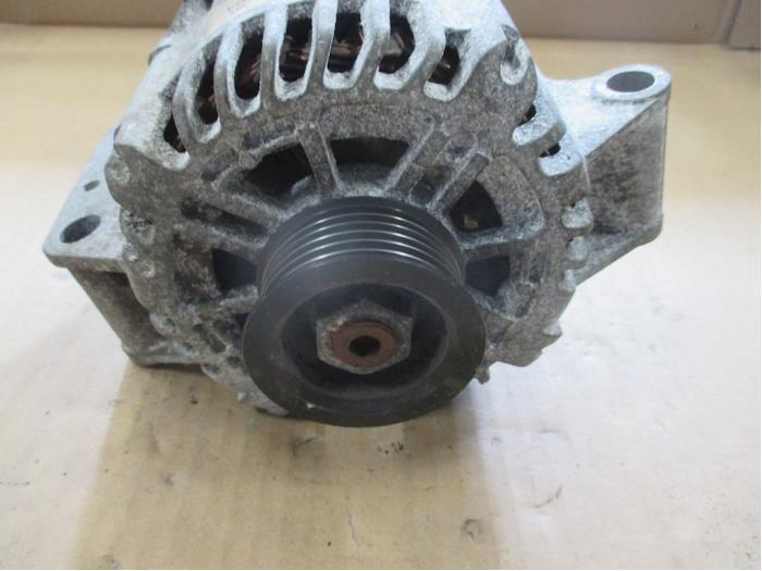 Begagnade Dynamo Jaguar X-type Estate 2.0 D 16V Pris € 42,35 Inklusive moms erbjuds av Garage Callant