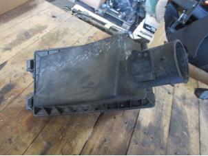 Used Air box Jaguar XJ (X350) Price € 90,75 Inclusive VAT offered by Garage Callant