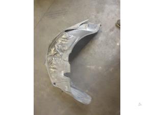 Used Wheel arch liner Jaguar XJ (X350) Price € 90,75 Inclusive VAT offered by Garage Callant