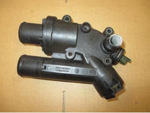Used Thermostat housing Landrover Freelander II 2.2 tD4 16V Price € 18,15 Inclusive VAT offered by Garage Callant