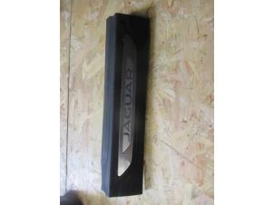 Used Door sill left Jaguar XF (X260) 2.0d 180 16V AWD Price € 60,50 Inclusive VAT offered by Garage Callant