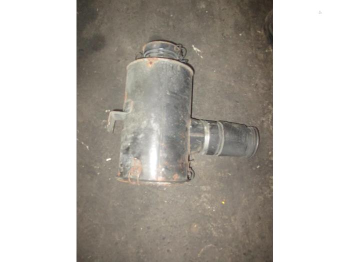 Begagnade Luftfilterhus Jaguar Diversen Pris € 60,50 Inklusive moms erbjuds av Garage Callant