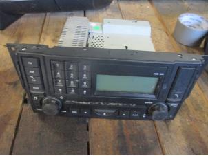 Gebrauchte Radio CD Spieler Landrover Range Rover Sport (LS) 3.6 TDV8 32V Preis € 242,00 Mit Mehrwertsteuer angeboten von Garage Callant