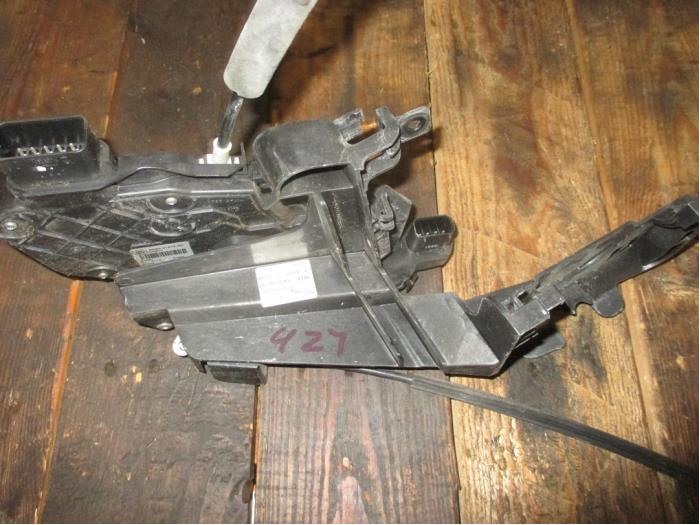 Door lock mechanism 4-door, front left Jaguar XF 2.7 D V6 24V - JDE38173