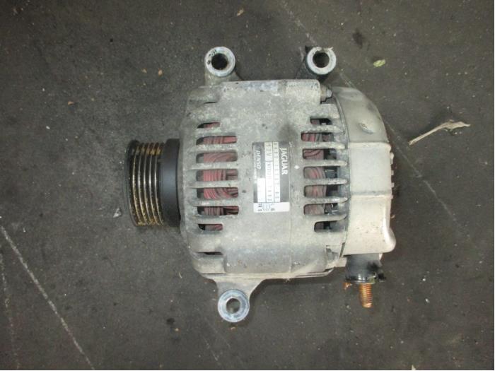 Usagé Dynamo Jaguar S-type (X200) 3.0 V6 24V Prix € 60,50 Prix TTC proposé par Garage Callant