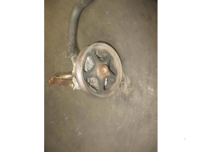 Usagé Pompe de direction Jaguar X-type 2.1 V6 24V Prix € 60,50 Prix TTC proposé par Garage Callant