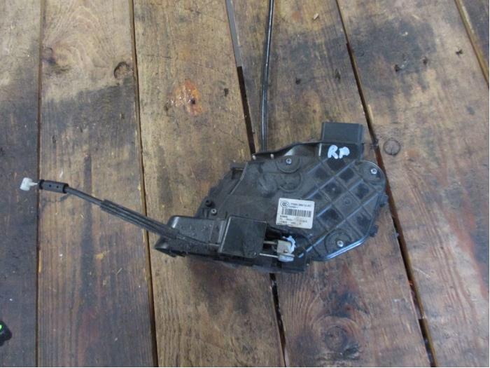 Rear door mechanisms 4-door, right with part number LR0 stock