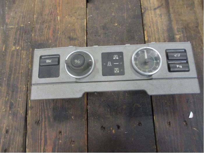 Clock from a Land Rover Range Rover III (LM)  2003