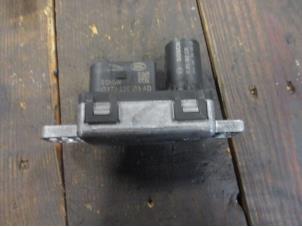 Used Glow plug relay Landrover Range Rover Evoque (LVJ/LVS) Price € 30,25 Inclusive VAT offered by Garage Callant