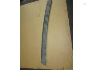 Used Rear bumper strip, central Landrover Discovery IV (LAS) Price € 24,20 Inclusive VAT offered by Garage Callant