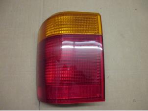 New Taillight, left Landrover Range Rover II Price € 30,25 Inclusive VAT offered by Garage Callant