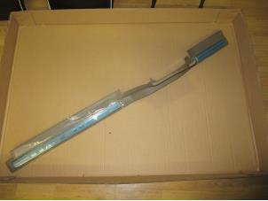 New Door sill right Landrover Range Rover Sport (LS) Price € 60,50 Inclusive VAT offered by Garage Callant