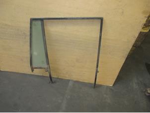 Used Rear door upper trim 4-door, right Landrover Discovery II Price € 60,50 Inclusive VAT offered by Garage Callant