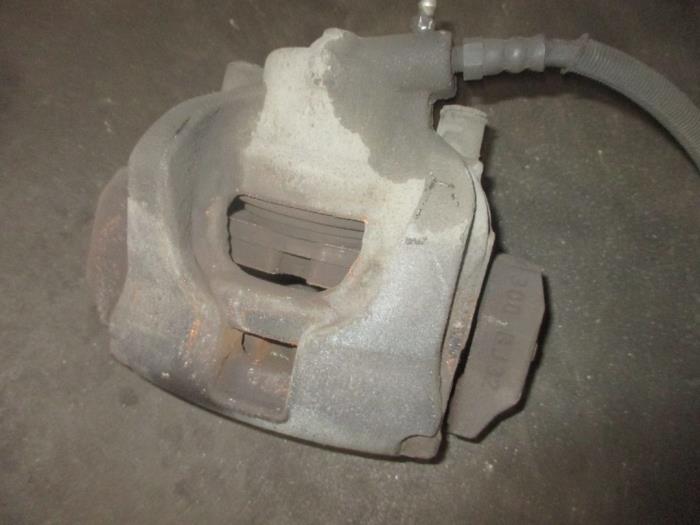 Front brake calliper, left from a Land Rover Range Rover Evoque (LVJ/LVS) 2.2 SD4 16V 5-drs. 2012