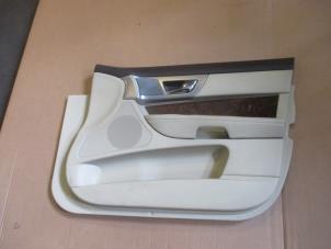 Używane Tapicerka drzwi prawych przednich wersja 4-drzwiowa Jaguar XF (CC9) 2.7 D V6 24V Cena € 151,25 Z VAT oferowane przez Garage Callant