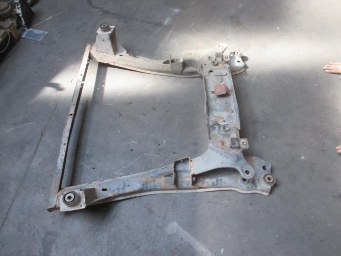 Usados Subchasis Jaguar X-type 2.1 V6 24V Precio € 181,50 IVA incluido ofrecido por Garage Callant