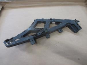 Used Rear bumper bracket, right Jaguar XE 2.0 D E-Performance 16V Price € 18,15 Inclusive VAT offered by Garage Callant