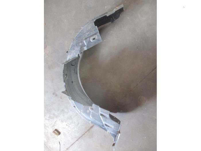 Wheel arch liner Jaguar XE 2.0 D E-Performance 16V - T4N26175 