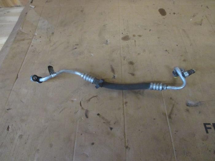 Air conditioning line Landrover Range Rover III 2.9 TD6 24V JUE500591